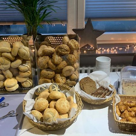 Europa-Haus-Bocholt - Bett & Bike Hotel ภายนอก รูปภาพ